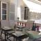 Ξενώνας Erieta 's Guest House - 伊兹拉