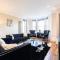 The Bowdon- Luxury Apartment Secure Gated Parking - Bowdon