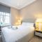 The Bowdon- Luxury Apartment Secure Gated Parking - Bowdon