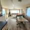 St Osyth- Sleeps8-freeparking-wifi-holidaypark - 滨海克拉克顿