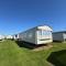 St Osyth- Sleeps8-freeparking-wifi-holidaypark