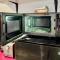 Micro Studio Apartment in University District- 10 mins walk to University of WA