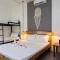 Sip Sunset Hostel and Lounge - 爱妮岛