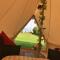 Glamping with Alpacas! - Alton Towers - Denstone