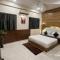 Hotel Ranjeet - Ahmednagar