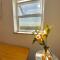 BallyV House: Private Double Room with en-suite bathroom, breakfast, near Cliffs of Moher - Lower Ballycotteen
