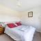 Spacious one bed apartment in a quiet leafy close. - Barnstaple