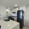 Apto Vista Mar 2 cuadras Playa, Jaccuzi BBQ Wifi Parqueadero y Ascensor 7 Piso - Санта-Марта