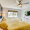 Walk to Beach Condo with Pool and Patio In Sarasota! - Сарасота