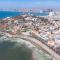 Centro Historico On The Malecon Boardwalk - 马萨特兰