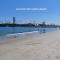 Bohemian Beach Pad with 5 beds, Patio & Non-pickup-truck Parking - لونغ بيتش