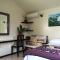 Blue Wave Guest House