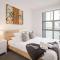 Cozy 2BR Apartment Steps from Darling Harbour
