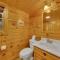 ERN832 - Lakeside Hideaway - Great Location! Close To All The Action! cabin - بيدجن فورج