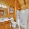 ERN832 - Lakeside Hideaway - Great Location! Close To All The Action! cabin - بيدجن فورج