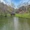 ERN832 - Lakeside Hideaway - Great Location! Close To All The Action! cabin - بيدجن فورج