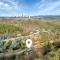 ERN832 - Lakeside Hideaway - Great Location! Close To All The Action! cabin - بيدجن فورج
