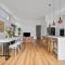 Rozelle Retreat by the Bay Run