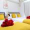 6th floor 602 with elevator, 700 meters walk from Nishi-Shinjuku Gochome 4 minutes to Shinjuku, 75 square meters plus 30 square meters of large balcony - Tokyo