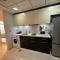 SUNRISE HOMES - Charming Studio near JBR Beach - Dubaj