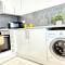 Hazel 1-Bedroom Cousy flat, Parking, WIFI, Prime location, Close to Blenheim Palace & Oxford