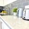 Hazel 1-Bedroom Cousy flat, Parking, WIFI, Prime location, Close to Blenheim Palace & Oxford