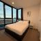 Urban Luxe Escape - Pool, Gym & Sauna - City Views - Adelaide