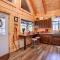 Romantic Getaways to this Rustic Cabin Rental with Stone Fireplace in Logan, Ohio - لوغان