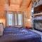 Romantic Getaways to this Rustic Cabin Rental with Stone Fireplace in Logan, Ohio - لوغان