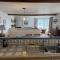 6 and 7 School Steps - Stunning views, private garden and parking