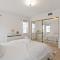 Spacious 4BR House with Large Yard and Parking Beverly Hills Adj - لوس أنجلوس