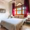 Melrose Suite