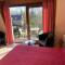Studio White Chateau met parking en zonnig balkon