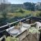Studio White Chateau met parking en zonnig balkon