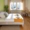 K15 Cozy, Unique & Spacious 3-Room Apartment with Balcony or Single Room by LIPA - Карлсруэ