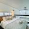 Hollywood Suites & Lofts