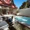 Chic Home with Private Pool, 1 min to Beach - Cap Malheureux