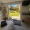 Cosy garden studio in Wimborne with parking - Poole