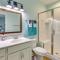 Walk to Bay Home with Fenced Yard in Colonial Beach - 科洛尼尔比奇