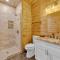 Honeybear Hideaways - Unique & Serene Cabin with Indoor Pool, Hot Tub and Mountain Views - بيدجن فورج