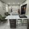 Durban Holiday Apartments by Mieli Estates , Unit 6