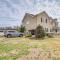 3 Mi to Shore Spacious Gem with Yard in Cape May - 五月岬郡