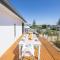 Robinson Retreat with Beach Bungalow, 3 Robinson St - air con, 2 kitchens, 6 bedrooms, 4 bathrooms