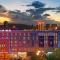 Yushan Town Tianji Cloud Business Hotel