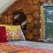 Castle Inspired Home With Amazing Vineyard Views - Hot Tub - Pool Table - Sebastopol