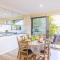 The Pelicans 6, 53 Soldiers Point Rd - stunning waterfront unit