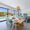 By The Beach - Blue Topaz Villa
