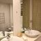 Beautiful SYD Central 3Bedrooms Home with free Parking