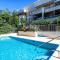 B014 Spacieux 2 chambres piscine parking 4min plage