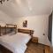 3 Bungalows at Mali Camping Kruje